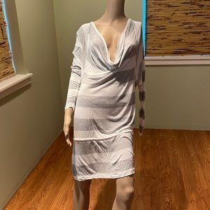 BCBGMaxAzaria Long Sleeve T-shirt Dress In Gray & White Stripe Scoop Neck Size L